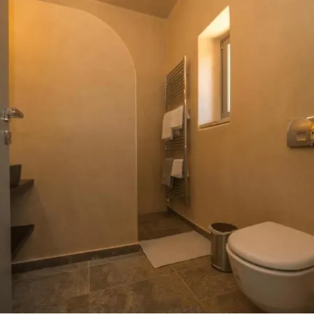 Zen Rocks Mani Retreat Kalianeika