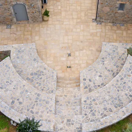 Zen Rocks Apart-hotel Kalianeika