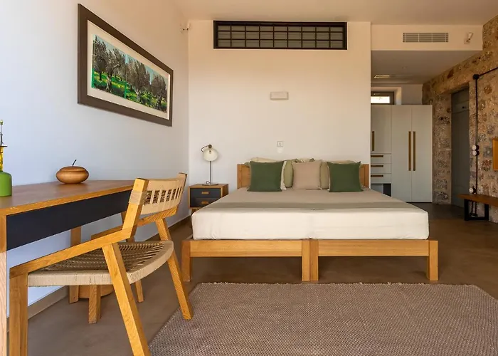 Zen Rocks Aparthotel 4*