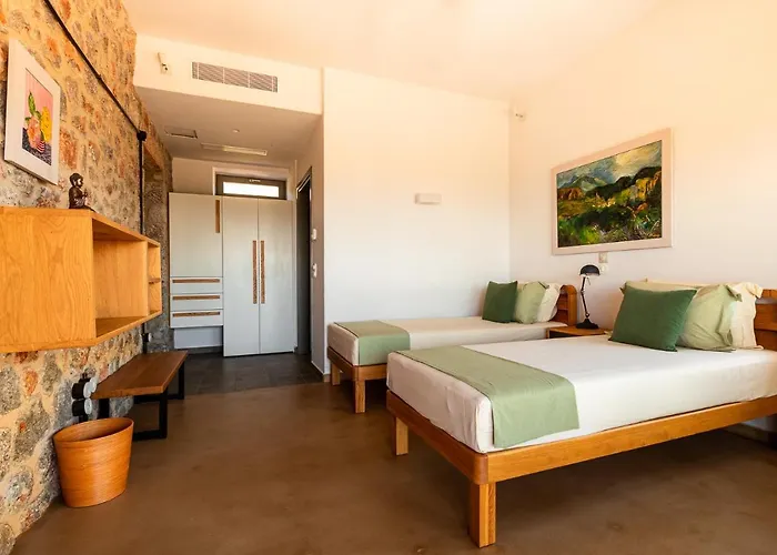 Zen Rocks Aparthotel Kalianeika