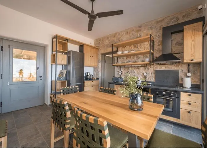 Zen Rocks Aparthotel